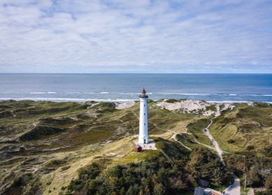 Lyngvig Fyr Leuchtturm auf den Dünen Norddänemarks